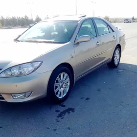 Toyota Camry 2005