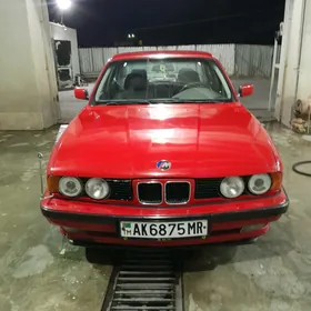 BMW 525 1990