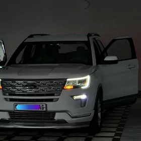 Ford Explorer 2019