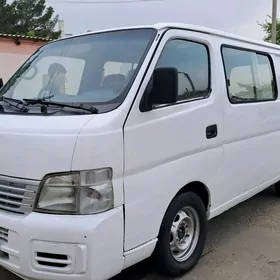 Nissan Urvan 2005