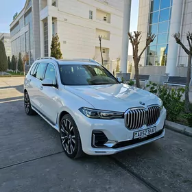 BMW X7 2020