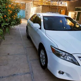 Toyota Camry 2011