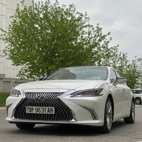 Lexus ES 350 2019