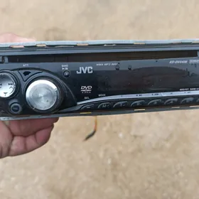 JVC magnitofon