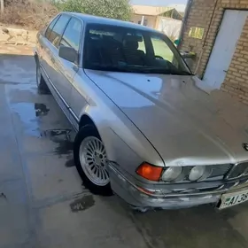 BMW 7 Series 1990