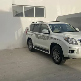 Toyota Land Cruiser Prado 2010