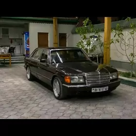 Mercedes-Benz 600SEL 1986
