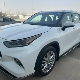 Toyota Highlander 2022