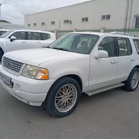 Ford Explorer 2005