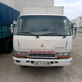 Mitsubishi Canter 2004