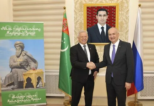Magtymguly Pyragynyň goşgulary serb diline terjime ediler