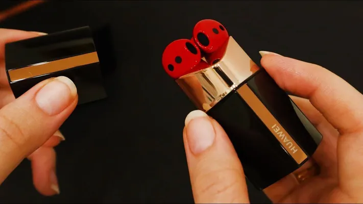 Выпущены наушники Huawei  Freebuds Lipstick 2 с кейсом в виде помады