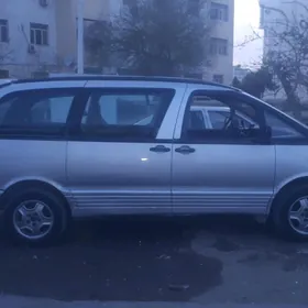 Toyota Previa 1993