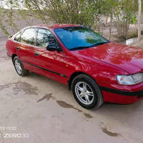 Toyota Carina 1993