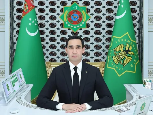 Президент Туркменистана обсудил с главами регионов ход сельхозработ