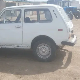 Lada Niva 1982