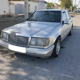 Mercedes-Benz 230E 1987