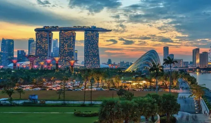Сингапур разрешил работникам требовать четырехдневную рабочую неделю