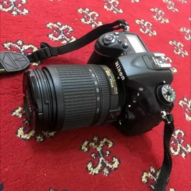 Nikon D7100