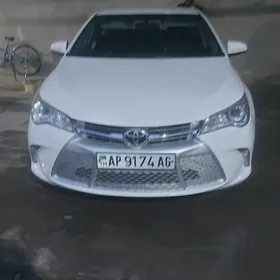 Toyota Camry 2016