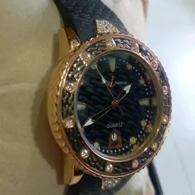 ULYSSE  NARDIN  TÄZE  SAGAT!