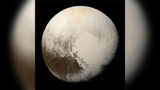 Ледяное «сердце». Разгадана тайна происхождения загадочной области на Плутоне
