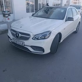 Mercedes-Benz E350 2011