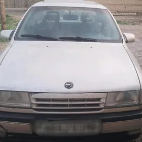 Opel Vectra 1990