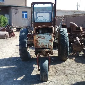 MTZ T-28 1985