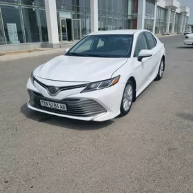 Toyota Camry 2020