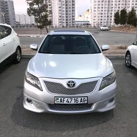 Toyota Camry 2010