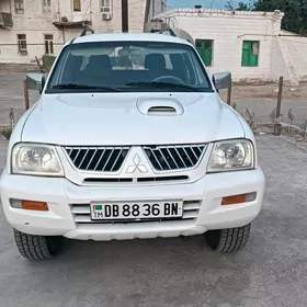 Mitsubishi L200 2006