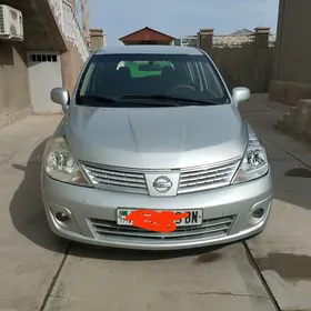 Nissan Versa 2021