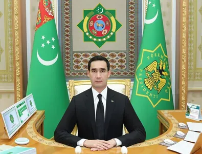 Parižde Türkmenistanyň halkara göçme maýa goýum forumy öz işine başlady
