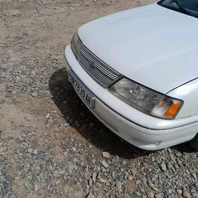 Toyota Avalon 1999