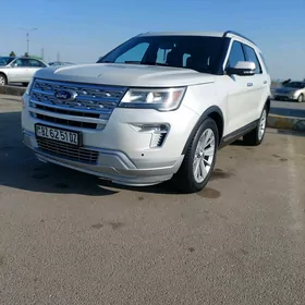 Ford Explorer 2019