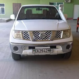 Nissan Navara 2012