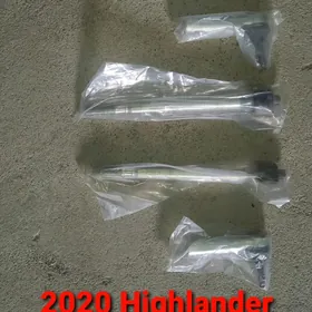 morda 2020 Highlader nakenesni