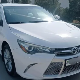 Toyota Camry 2016