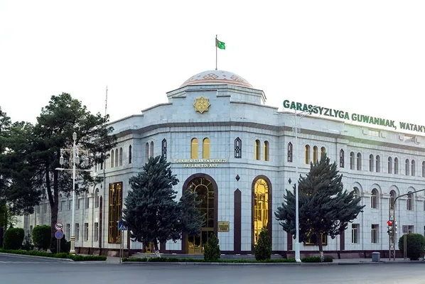 ЦИК Туркменистана утвердил план проведения выборов в Меджлис по трем округам
