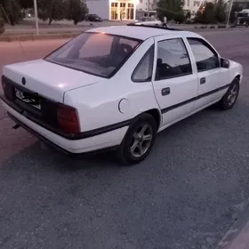 Opel Vectra 1989