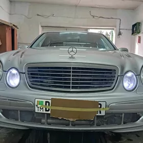 Mercedes-Benz E350 2006