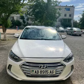 Hyundai Elantra 2017