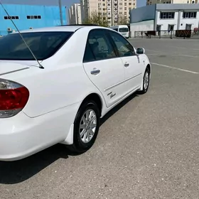 Toyota Camry 2005