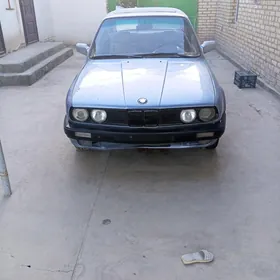 BMW 330 1991