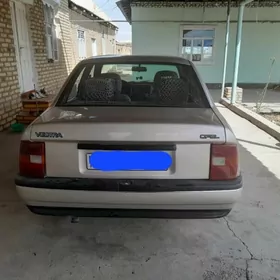 Opel Vectra 1992