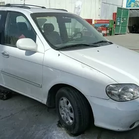 Kia Sedona 2003