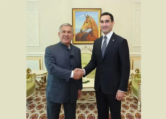 Президент Туркменистана встретился с раисом Татарстана Рустамом Миннихановым  
