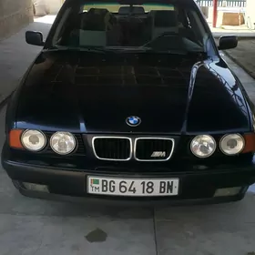 BMW 525 1990