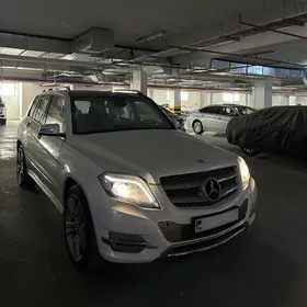 Mercedes-Benz GLK 350 2013